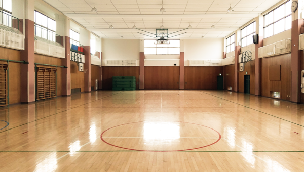 神奈川県　横浜雙葉小学校体育館